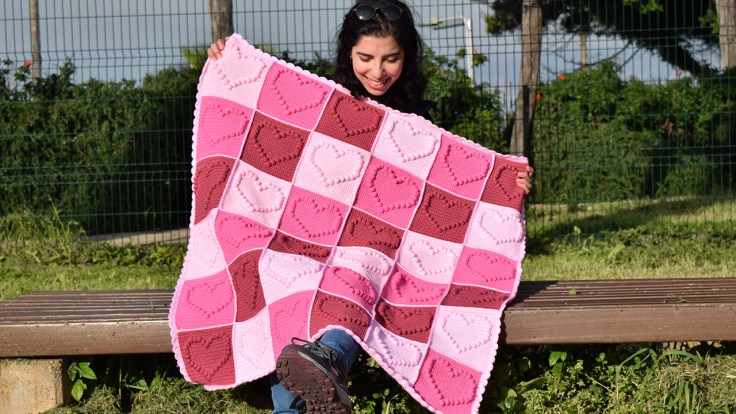 Crochet Bobble Heart Squares Baby Blanket | Free Pattern + Video ...